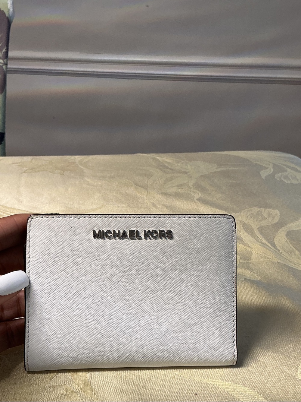 Michael Kors White Saffiano Leather Compact Wallet with Silver Logo